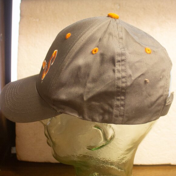 University of Tennessee Long Sleeve T-Shirt and Hat Combination - Picture 7 of 8